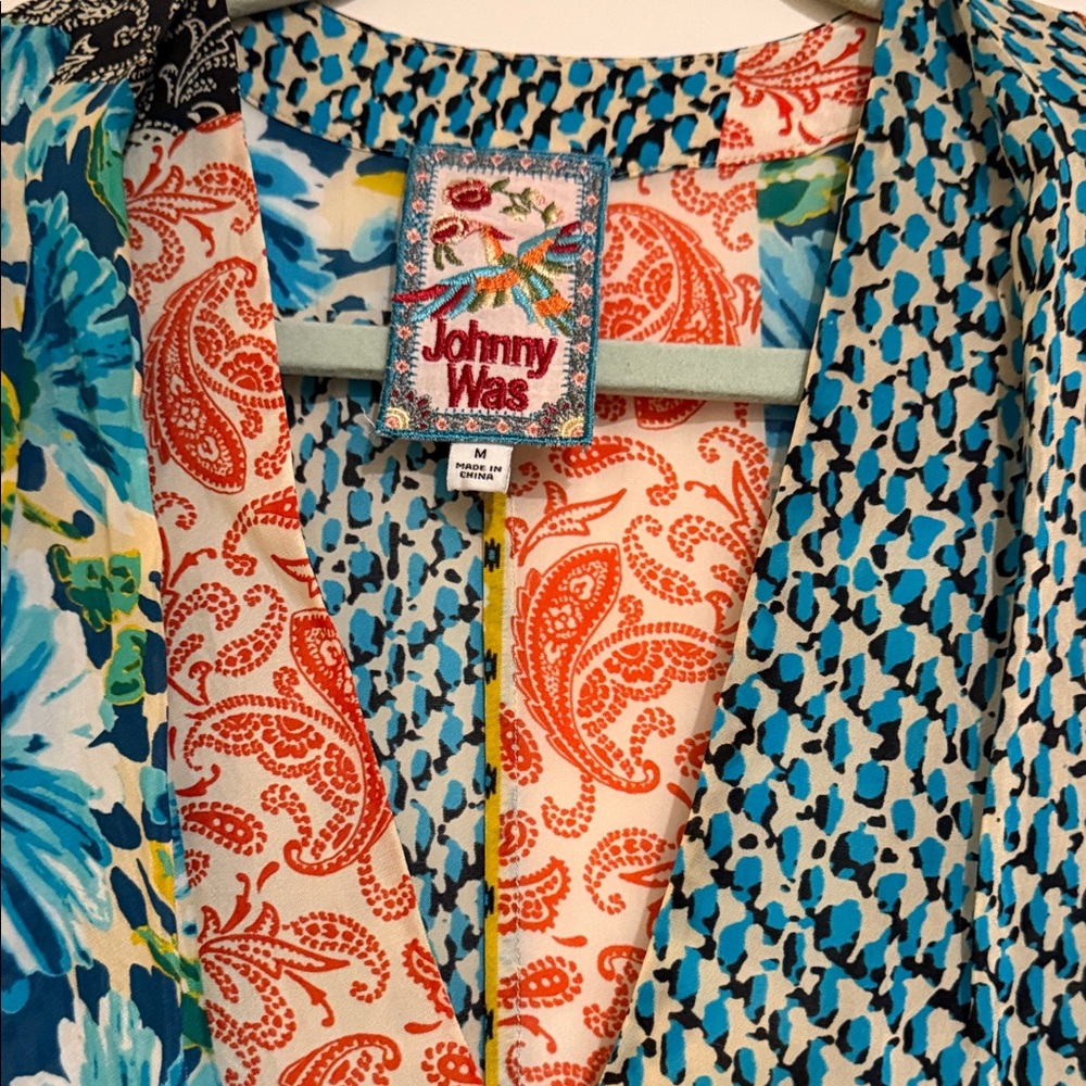 Johnny Was Colorful Floral Patchwork Women's Short Sleeve Top w/Tie Side Details - Picture 3 of 5